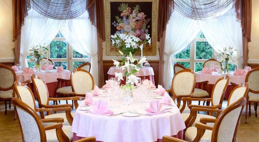 Palac Czarny Las Wożniki Ristorante foto
